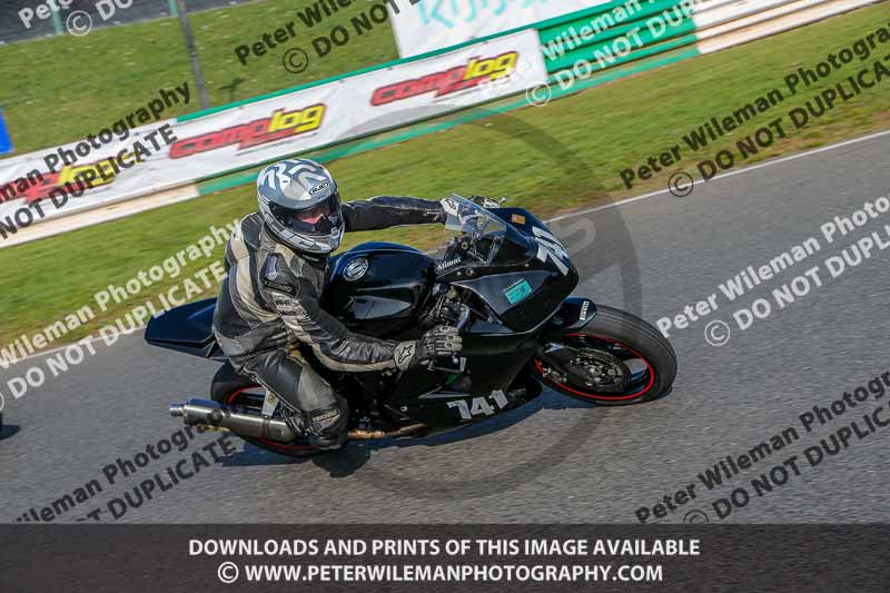 PJM Wedding Photography;enduro digital images;event digital images;eventdigitalimages;mallory park;mallory park photographs;mallory park trackday;mallory park trackday photographs;no limits trackdays;peter wileman photography;racing digital images;trackday digital images;trackday photos